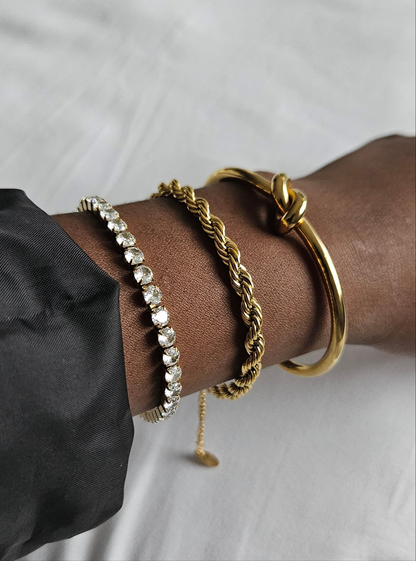 MYRA TWIST BRACELET